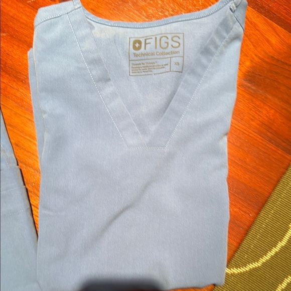 Figs bundle - Picture 10 of 12